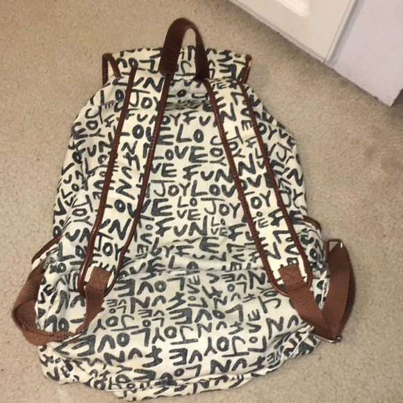 Backpack - Picture 2 of 3